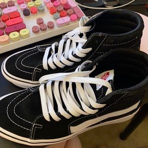 NWT ComfyCush SK8-Hi Vans